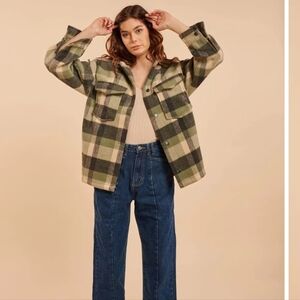 NWOT Little Mountain Vancouver Cordova  7013 oversized plaid shirt jacket